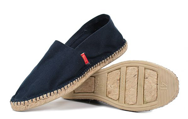 espadrilles-mens-ibiza-navy-bench